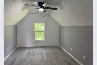 101 N Vermillion Street, Troy Grove, IL 61372 - Photo 13