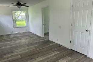 101 N Vermillion St, Troy Grove, IL 61372 - Photo 3