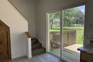 101 N Vermillion St, Troy Grove, IL 61372 - Photo 7