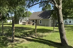 101 N Vermillion St, Troy Grove, IL 61372 - Photo 19