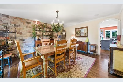 25990 N Oak Hills Road, Lake Barrington, IL 60010 - Photo 11