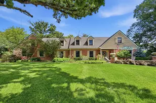 25990 N Oak Hills Rd, Lake Barrington, IL 60010 - Photo 1
