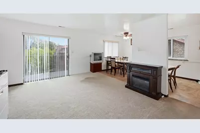 1791 W Algonquin Road #3A, Mount Prospect, IL 60056 - Photo 3