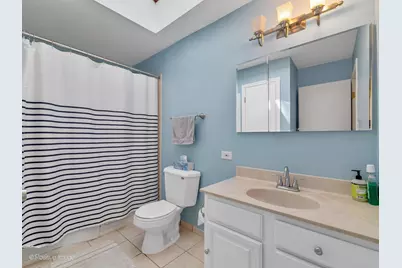 5735 Virginia Avenue, Clarendon Hills, IL 60514 - Photo 9