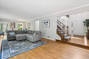 213 Ascot Ct, Lake Bluff, IL 60044 - Photo 5