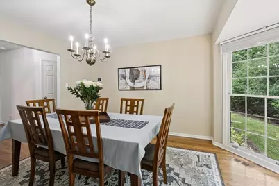 213 Ascot Court, Lake Bluff, IL 60044 - Photo 7