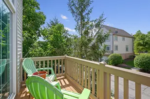 332 Castle Cir, Carol Stream, IL 60188 - Photo 15