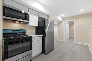 1635 N Ashland Ave, Chicago, IL 60622 - Photo 3