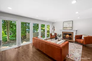 641 Lake Rd, Glen Ellyn, IL 60137 - Photo 9