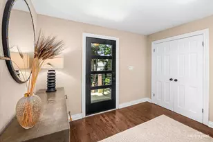 641 Lake Rd, Glen Ellyn, IL 60137 - Photo 5