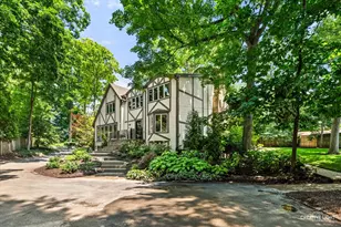 641 Lake Rd, Glen Ellyn, IL 60137 - Photo 3