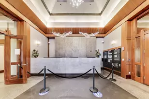 33 W Ontario St, Chicago, IL 60654 - Photo 3