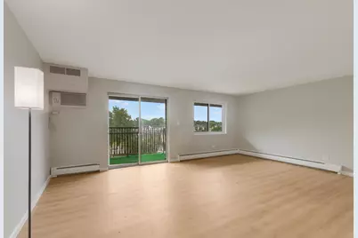 535 S Cleveland Avenue #406, Arlington Heights, IL 60005 - Photo 7