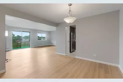 535 S Cleveland Avenue #406, Arlington Heights, IL 60005 - Photo 3