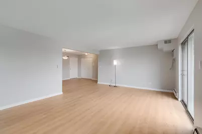535 S Cleveland Avenue #406, Arlington Heights, IL 60005 - Photo 9