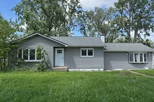 5550 W 85th St, Burbank, IL 60459 - Photo 1