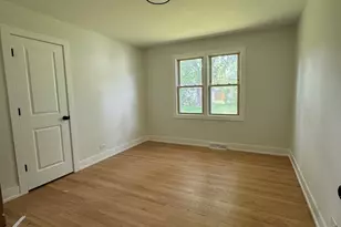 5550 W 85th St, Burbank, IL 60459 - Photo 5