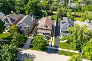 634 E Sunnyside Ave, Libertyville, IL 60048 - Photo 57