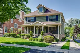634 E Sunnyside Ave, Libertyville, IL 60048 - Photo 1