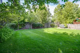 634 E Sunnyside Ave, Libertyville, IL 60048 - Photo 49