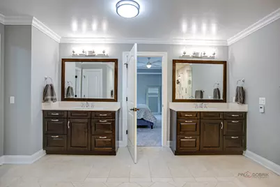 634 E Sunnyside Avenue, Libertyville, IL 60048 - Photo 23