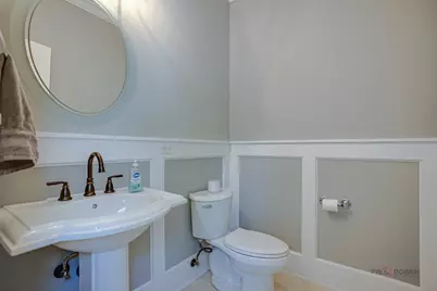 634 E Sunnyside Avenue, Libertyville, IL 60048 - Photo 19