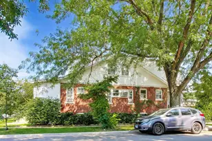 5357 W Waveland Ave, Chicago, IL 60641 - Photo 3