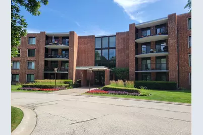 1505 E Central Road #312B, Arlington Heights, IL 60005 - Photo 1