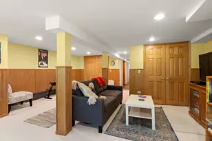 2948 W Wilson Ave, Chicago, IL 60625 - Photo 17