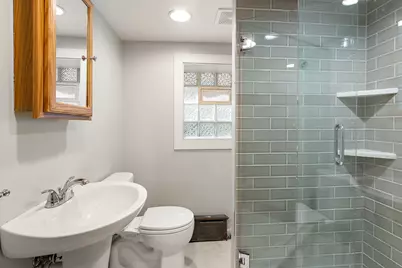 2948 W Wilson Avenue, Chicago, IL 60625 - Photo 19