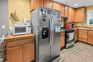 523 E Mitchell St, Salem, IL 62881 - Photo 15