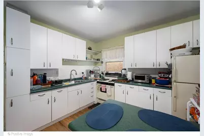 3640 N Artesian Avenue, Chicago, IL 60618 - Photo 9