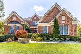 15 Eagle Ridge Dr, Hawthorn Woods, IL 60047 - Photo 3