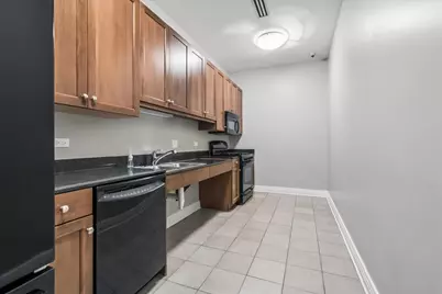 600 N Lake Shore Drive #2411, Chicago, IL 60611 - Photo 31