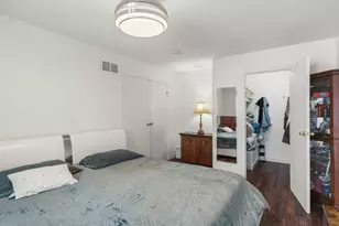 306 Milton Ct, Bloomingdale, IL 60108 - Photo 9