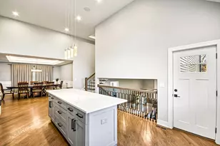 8200 S Normandy Ave, Burbank, IL 60459 - Photo 11
