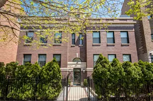 1355 N Mohawk St, Chicago, IL 60610 - Photo 1