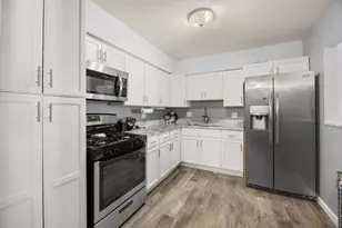 8305 Route 53 St, Woodridge, IL 60517 - Photo 5