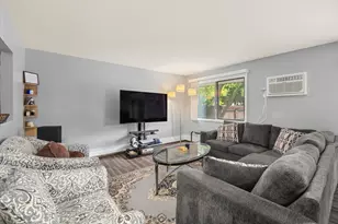 8305 Route 53 St, Woodridge, IL 60517 - Photo 3