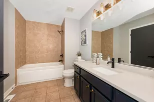 20176 Ash Ln, Lynwood, IL 60411 - Photo 13
