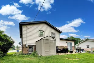 9007 W 92nd St, Hickory Hills, IL 60457 - Photo 31