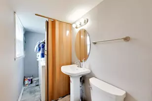 9007 W 92nd St, Hickory Hills, IL 60457 - Photo 9