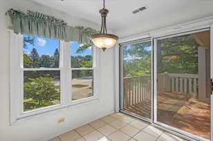 1405 Sutton Ct, Vernon Hills, IL 60061 - Photo 13