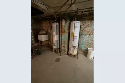 2104 S California Avenue, Chicago, IL 60608 - Photo 21