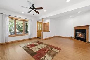 5457 N Monitor Ave, Chicago, IL 60630 - Photo 5