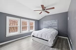 5457 N Monitor Ave, Chicago, IL 60630 - Photo 25
