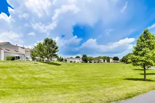 2 Chaucer Ln, Streamwood, IL 60107 - Photo 21
