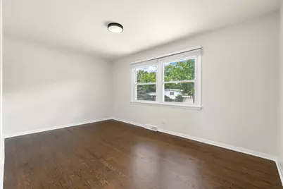 146 Pleasant Drive, Chicago Heights, IL 60411 - Photo 13