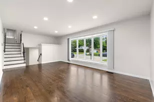 146 Pleasant Dr, Chicago Heights, IL 60411 - Photo 3