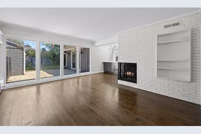 2207 Crawford Avenue, Evanston, IL 60201 - Photo 5